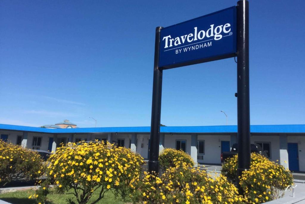 Travelodge By Wyndham Crescent City Exterior foto